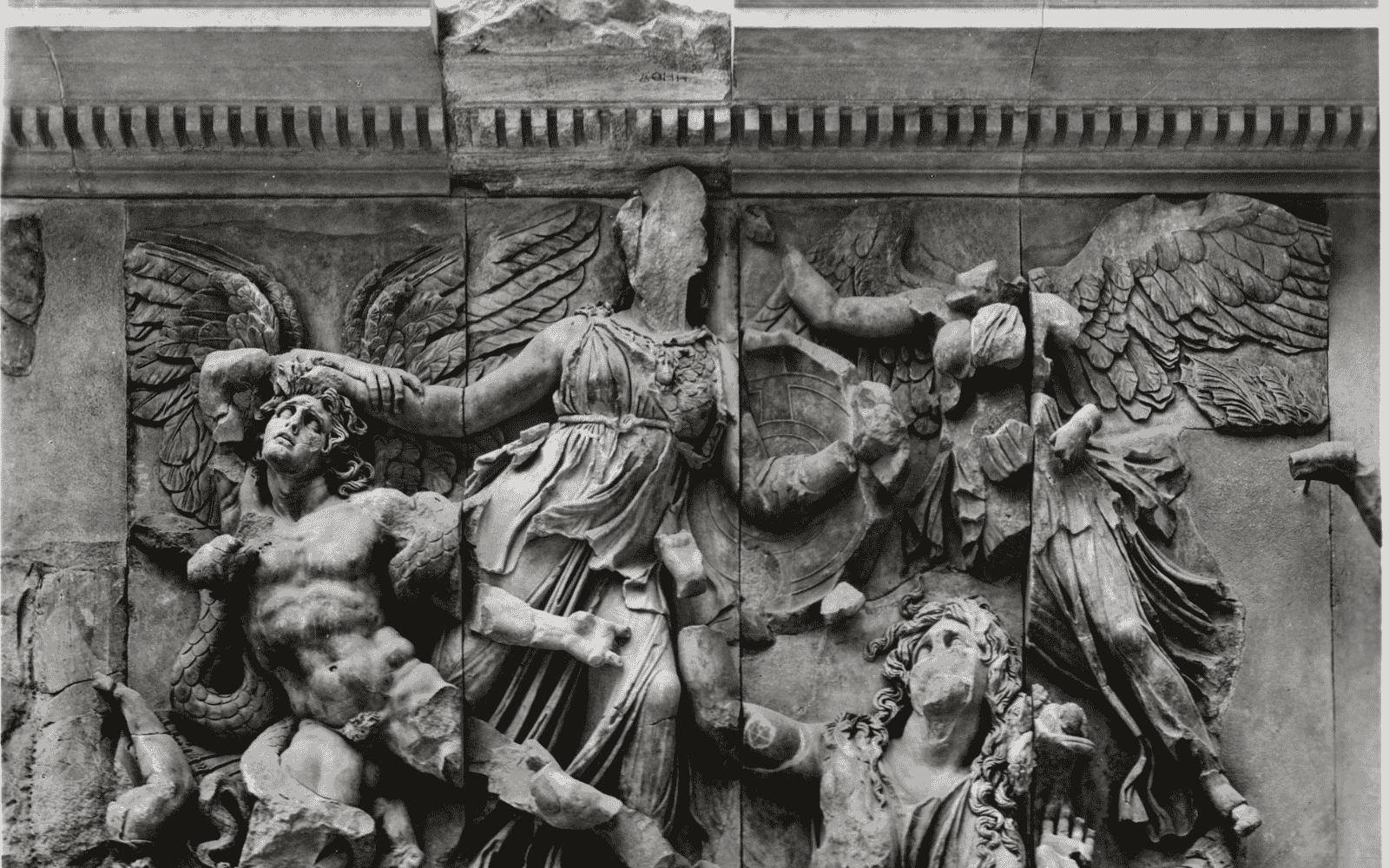 Neo-Ganimetçilik:
Antalya Müzesi’nden Bergama Sunağı’na, Tarihî Eser Üzerinde Kurulan İktidar